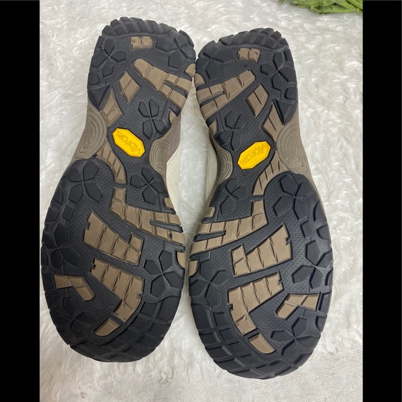 Timberland leather Agile IQ System woman shoes size 9M - Picture 8 of 8